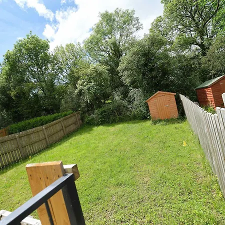 3 Bedroom Duplex By Travel Lets Short Term Agency *