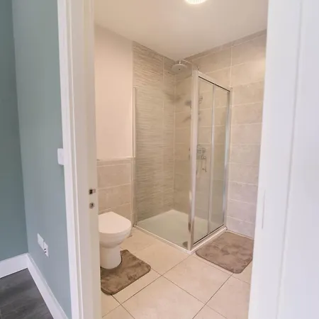 Ferienhaus 3 Bedroom Duplex By Travel Lets Short Term Agency *